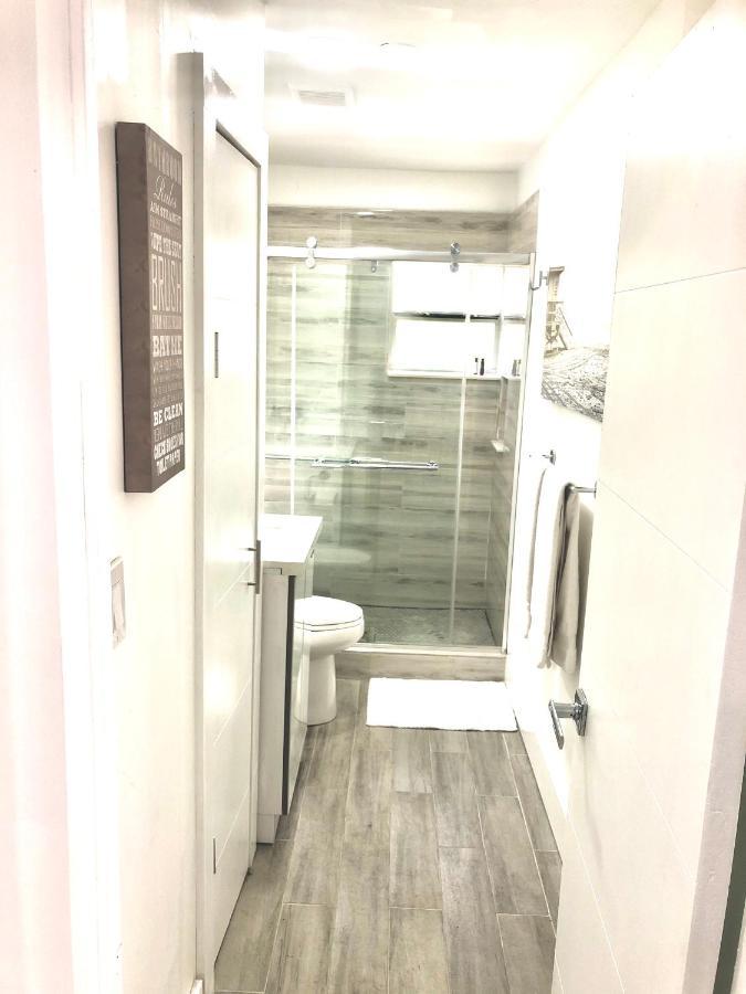 Modern Home, Excellent Location Miami Exterior photo