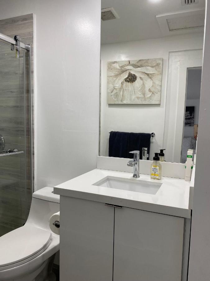 Modern Home, Excellent Location Miami Exterior photo