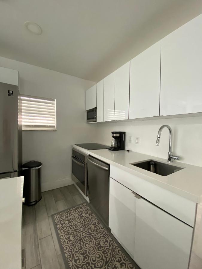 Modern Home, Excellent Location Miami Exterior photo