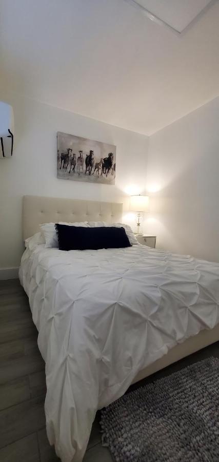 Modern Home, Excellent Location Miami Exterior photo